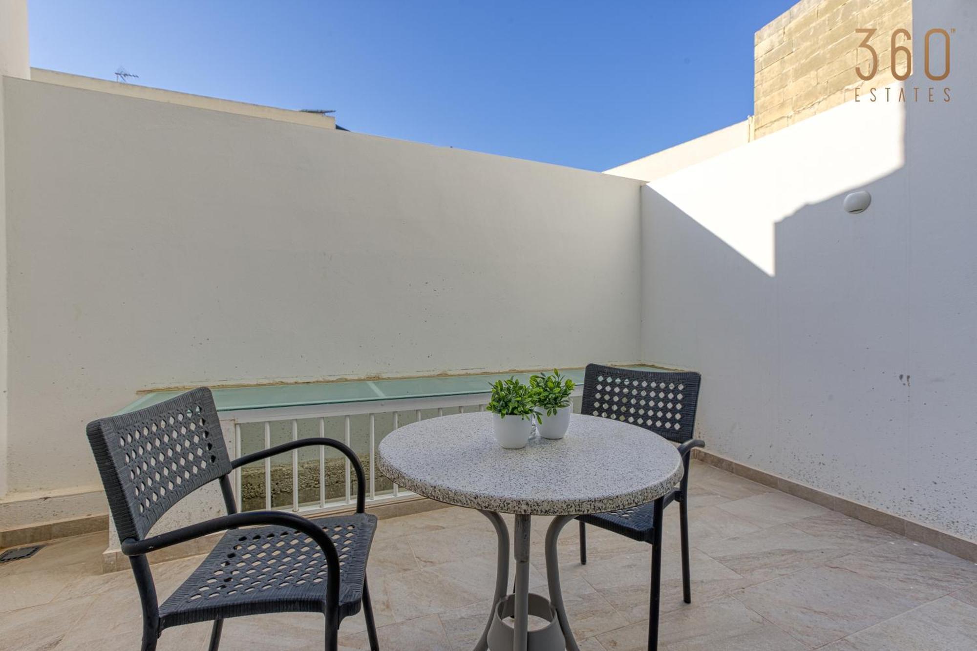 Stylish 3Br Home With Large Terrace In Mosta By 360 Estates Exterior foto