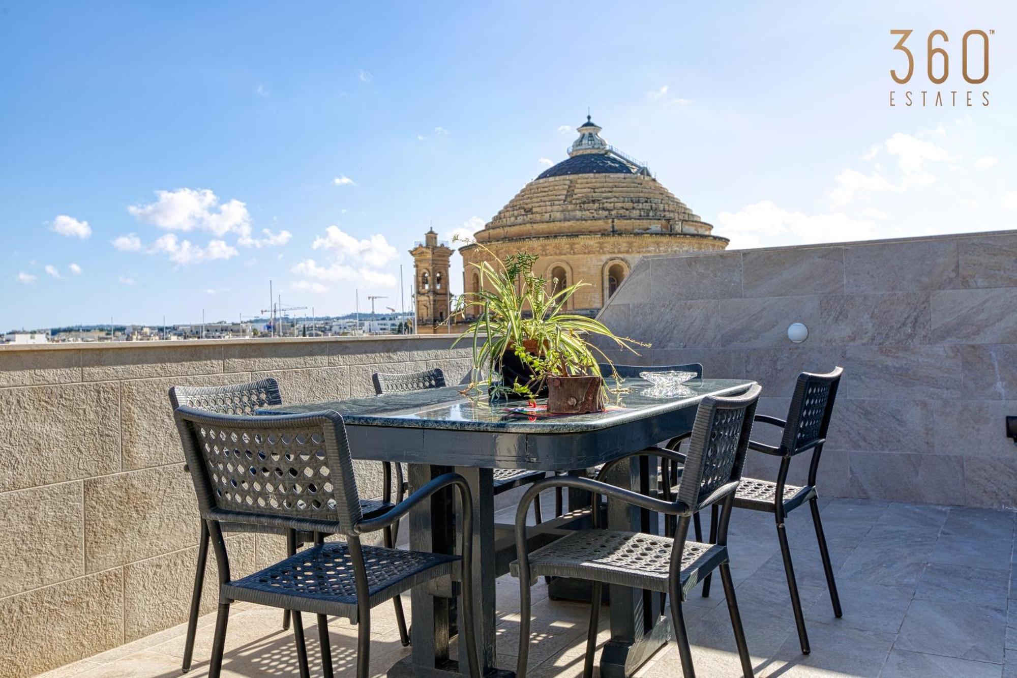 Stylish 3Br Home With Large Terrace In Mosta By 360 Estates Exterior foto